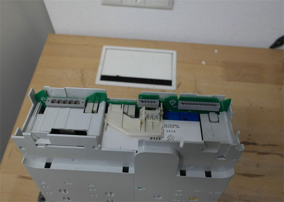 ΣΕΡΒΟ DRIVE 9400 ΣΕΙΡΆ 325/565/705 συνεχές ρεύμα 11.5-22 KV αναστροφέων συχνότητας Lenze E94AMHE0244 μεταβλητό Β