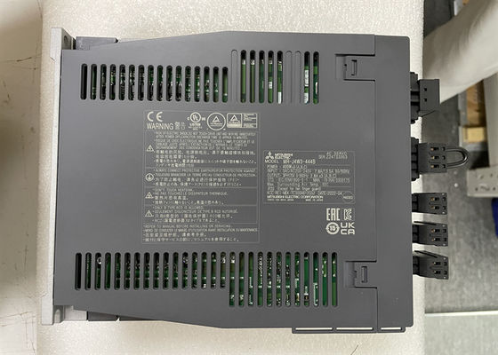 Κ.-j4w3-444B σερβο ενισχυτής Mitsubishi 400W 3PH 170V 50/60HZ εναλλασσόμενου ρεύματος