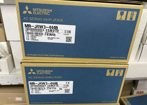 Κ.-j4w3-444B σερβο ενισχυτής Mitsubishi 400W 3PH 170V 50/60HZ εναλλασσόμενου ρεύματος