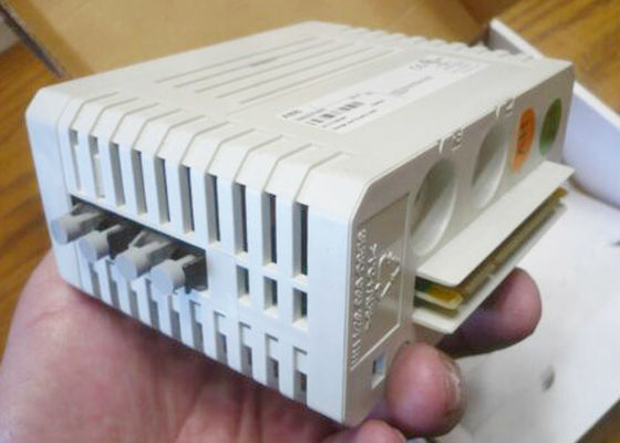 3BSE037760R1 TB840A Modulebus Cluster Modem S800 I/O Διεπαφές επικοινωνίας