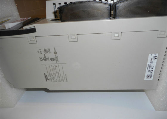 Κβαντικό βάρος 10 PLC ΚΜΕ 2.00lbs 140CPU65260 Modicon το /2/ 4 αυλακώσεις