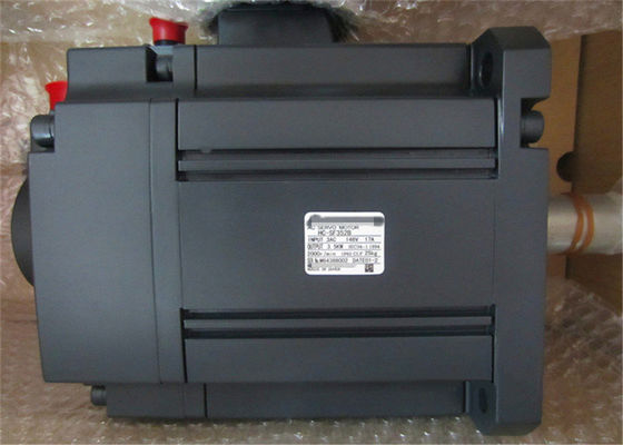 Μαύρη σερβο μηχανή 129V MITSUBISHI hc-SF352B hc-SF352BK εναλλασσόμενου ρεύματος χρώματος τριφασική