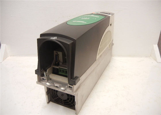 Εναλλασσόμενο ρεύμα 3-pH 5 HP 8.8A αναστροφέων 380-480V Drive SP1405 3KW εναλλασσόμενου ρεύματος τεχνικών ελέγχου Nidec