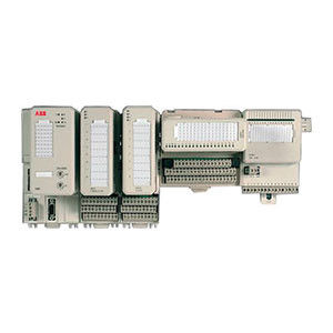 ABB 3BSE038726R1 έχει μέχρι 16 I/O κανάλια και δύο συνδέσεις τάσης διαδικασίας