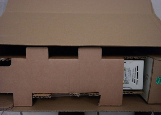 Σειρά M701-03400062A Nidec Unidrive M700 τεχνικών ελέγχου βιομηχανικός αναστροφέας εναλλασσόμενου ρεύματος 2.2/3.0 KW