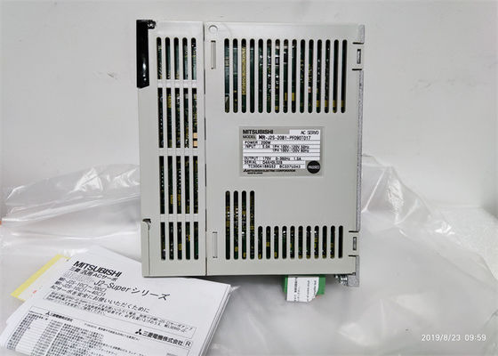 Βιομηχανικό σερβο Drive ΕΝΙΣΧΥΤΏΝ κ.-j2s-20b1-PF090T017 170V 360Hz 1.5A της Mitsubishi 200W