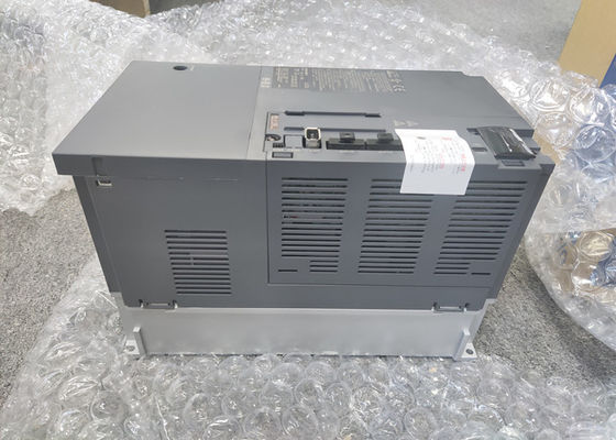 Mitsubishi 3 σερβο ενισχυτής μηχανών οδηγών κ.-j3-700B 7KW εναλλασσόμενου ρεύματος φάσης στο σύστημα ελέγχου