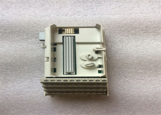 Συμπαγής μονάδα λήξης ενότητας ABB TU818V1, MTU, I/O τερματικό 50V 3BSE069209R1 S800