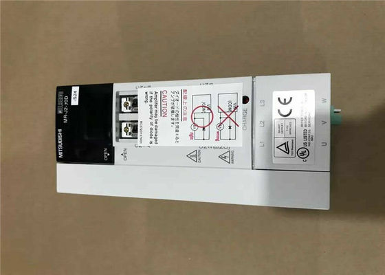 Της Mitsubishi Electric 700W 3Phase βιομηχανικός οδηγός μηχανών ενισχυτών κ.-j2-70d-S24 εναλλασσόμενου ρεύματος σερβο
