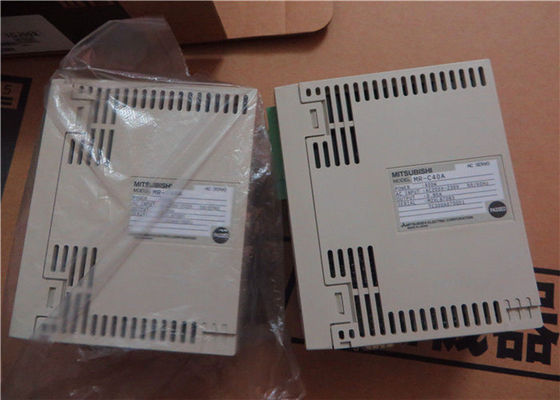 Βιομηχανικό σερβο Drive κ.-c40a-UE της Mitsubishi 400W με τη μηχανή hc-pq43-UE 4.5AMP 230V ΝΈΑ