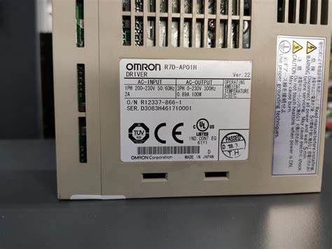 Σερβο φορτίο 400 ανεφοδιασμού 2.6A 100V εναλλασσόμενου ρεύματος 100VAC Omron R7D-AP04L ΣΕΡΒΟ DRIVE W