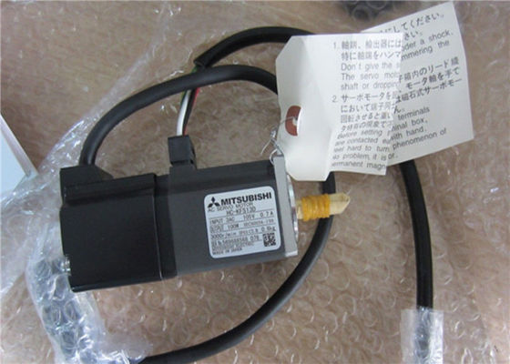 ΝΕΑ σερβο μηχανή hc-KFS13D 3AC 105V 0.7A εναλλασσόμενου ρεύματος της Mitsubishi 100W βιομηχανική στο απόθεμα