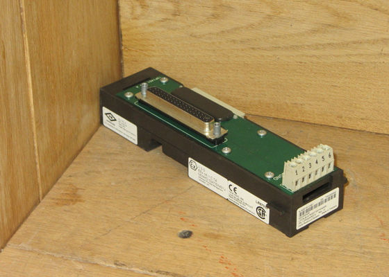 Σωστό διαλυτικό χρώματος BCK λεωφορείων του EMERSON DELTAV KJ4001X1-HB1 12P0830X072 τοπικό ΝΈΟ
