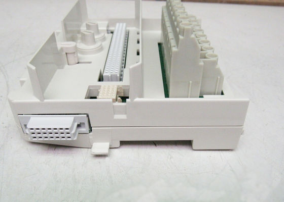I/O ενότητα τερματικών S800 σημάτων 3BSE013235R1 εκτεταμένη TU831V1 MTU 250V