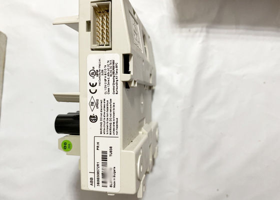 Εκτεταμένη MTU 3BSE008572R1 μονάδα ενότητα S800 TU838 τελικών φραγμών 50V