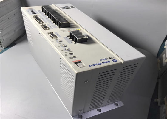 Βιομηχανικά σερβο Drive 2098-dsd-hv030-SE Άλλεν-Bradley εξαιρετικά 3000 3kW με το σερβο Drive SERCOS