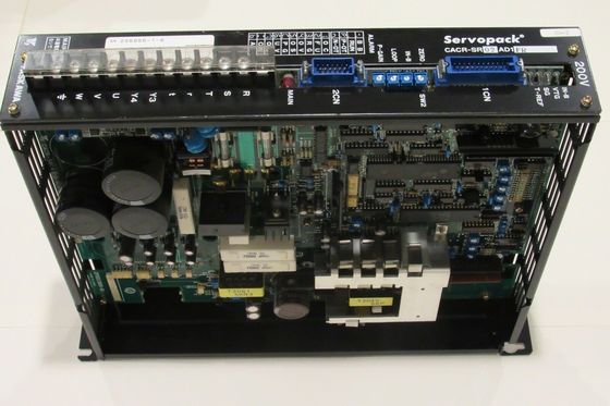 Sgmcs-17D3B11 βιομηχανική σερβο μηχανή 200VAC αβούρτσιστη σερβο μηχανή 20 μπιτ