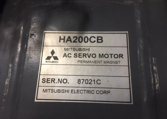 Βιομηχανική σερβο μηχανή Mitsubishi HA200CB 170V 16Amp εναλλασσόμενου ρεύματος 3.5KW 2000r/min ΝΈΑ