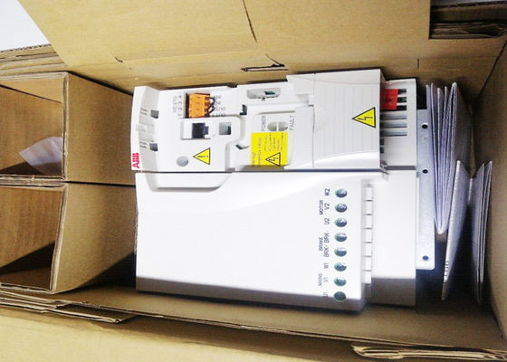 Acs355-03e-12a5-4 Drive εναλλασσόμενου ρεύματος χαμηλής τάσης ABB 3AUA0000058190 ACS355