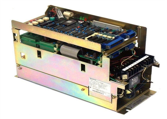 Η Yaskawa CACR-HR05BB AC Servo Motor είναι ολοκαίνουργια στο αρχικό κουτί