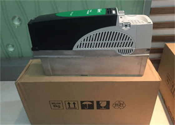 Βιομηχανική αυτοματοποίηση 3 τεχνικών UNIDRIVE SP3203 EMERSON ελέγχου Drive μηχανών εναλλασσόμενου ρεύματος φάσης 20HP