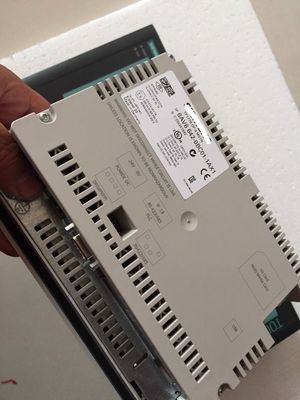 SIEMENS 6AV6642-0Because01-1AX1 128 ανώτατο 0,24 Α συνεχές ρεύμα ΜΒ/SD 512 ΜΒ 32 ενσωματωμένη KB λάμψη