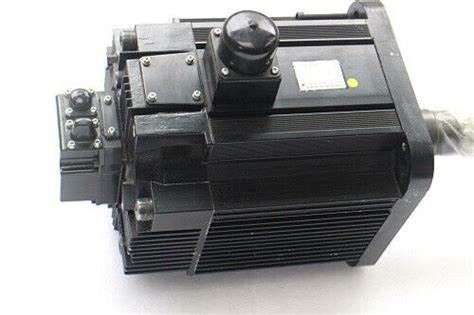 S-ΆΞΟΝΑΣ 38.1A InsF 1500r/min 200VAC 4400W ΣΊΓΜΑ εναλλασσόμενου ρεύματος ΣΕΡΒΟ ΜΗΧΑΝΏΝ sgmrs-44a2a-YR21 Yaskawa
