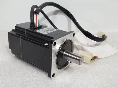 Sgmph-01AAE4CD βιομηχανική σερβο μηχανή 100W 200V εναλλασσόμενου ρεύματος Yaskawa σερβο μηχανών της Ιαπωνίας