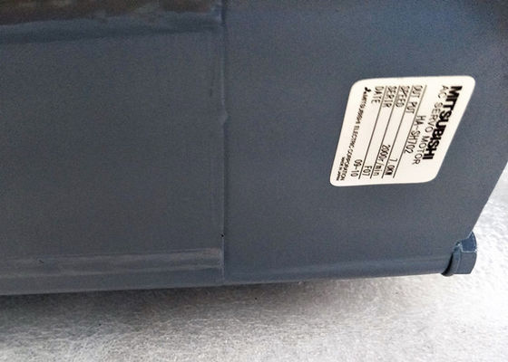 Η Mitsubishi 7.0KW βιομηχανικοί κινητήρες HA-SH702 HA-SH σειρά AC Servo Motor Νέα σε αποθεματικό