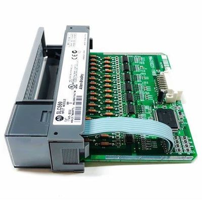 1746-IB32 AB Rockwell Automation Ψηφιακή μονάδα εισόδου συνεχούς ρεύματος Εισαγωγή τάσης 24VDC
