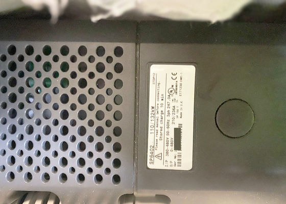 SP6402 Abb Μετατροπέας συχνοτήτων 110/132KW Τεχνικές ελέγχου Unidrive 380-480V 50/60HZ 3PH