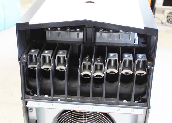 ACS880-01-169A-3 3ABD00035952-D Βιομηχανικός κινητήρας 90KW 169A Νέος