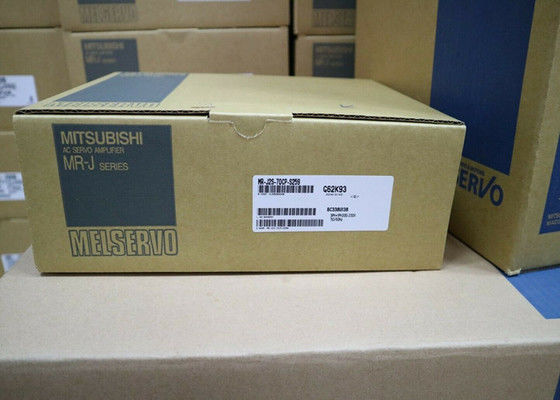 Οδηγός κινητήρα Mitsubishi MR-J2S-70CP-S259 Βιομηχανικός ενισχυτής 750W εισόδου 3.8A