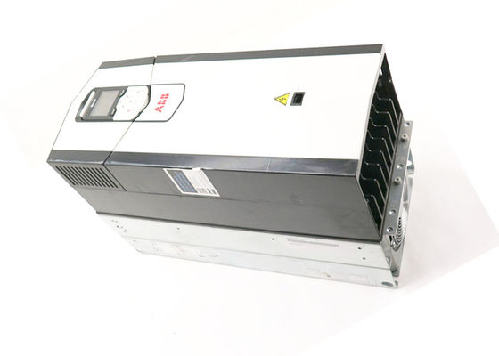 ACS880-01-084A-7 3AUA0000115105 75kW 84A Μετατροπέας συχνότητας Νέος
