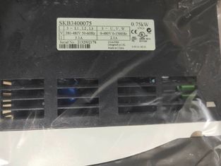 ΤΕΧΝΙΚΕΣ ΚΟΝΤΡΟΛΙΣΜΟΥ Διοικητής SKB1100075 0,75kW Αντιστροφέας 100...120VAC Μία φάση 4A
