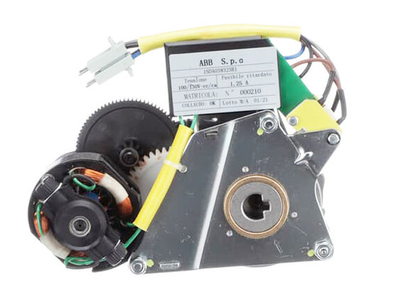 1SDA038323R1 Μηχανή κινητήρα με γρανάζια 100/130V E1/6-T8 Συσκευές για Tmax