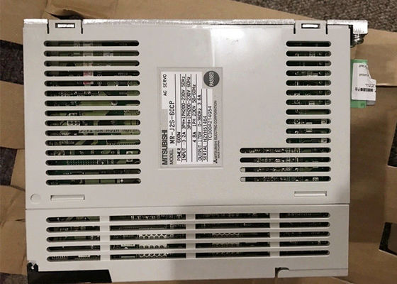 Ιαπωνία Mitsubishi Industrial AC Servo Driver MR-J2S-60CP Δύναμη 600w Ηλεκτρικός ενισχυτής ΝΕΟ