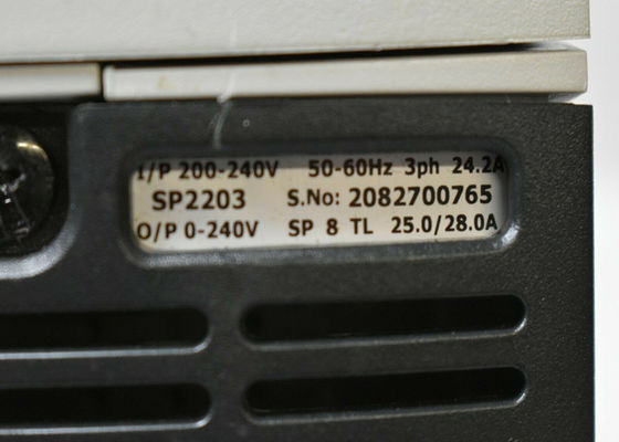 Οι τεχνικές SP2203 UniDrive ελέγχου NIDEC Emerson SP8TL βιομηχανική επιτροπή 7,5 KW τοποθετούν το Drive