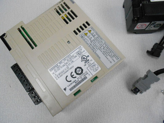 Yaskawa SGDS-01A01A AC τύπου Servo Drive 100W 200V Νέο αρχικό