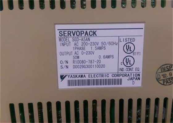 Βιομηχανικά κινητήρες Yaskawa Brand SGD-A5AN Νέο αρχικό κουτί