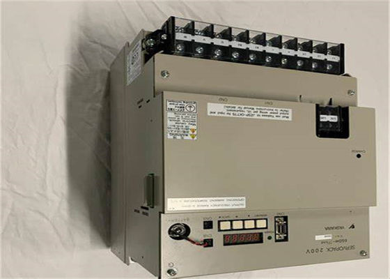 Νέα Yaskawa SGDH-75AE 200-230V AC Servo Drive σε αρχικό κουτί