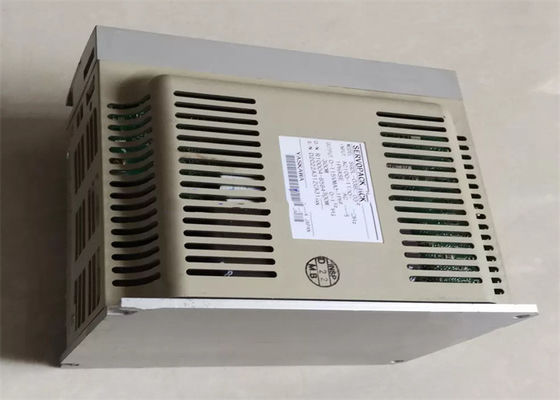 Τελευταία Yaskawa SGDL-03BP Servo Drives 3 Φάσεις στο αρχικό κουτί