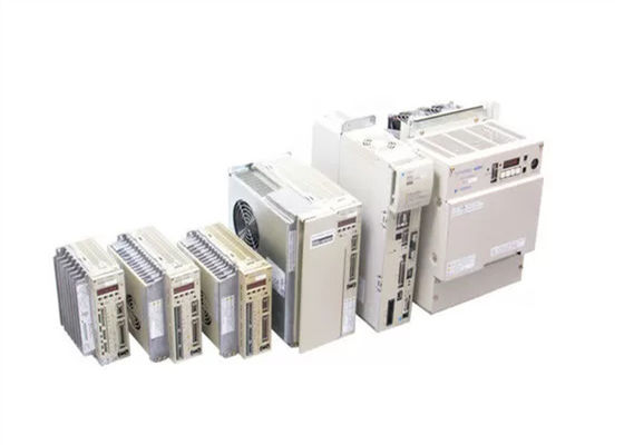 Υπηρετικός ενισχυτής Yaskawa SGDM-04AC-SD2B