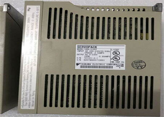 Καινούργιος ενισχυτής Yaskawa SGDA-01APP σε αρχικό κουτί.