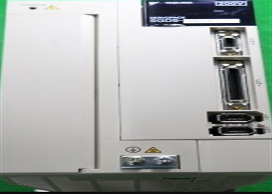 Νέος από την Yaskawa SGDS-30A02A 230V AC ενισχυτής στην αρχική έκδοση