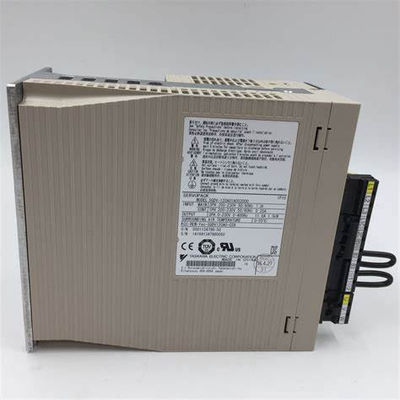 Η Yaskawa SGDV-120A01A σειρά AC servo ενισχυτή 230V ολοκαίνουργιο