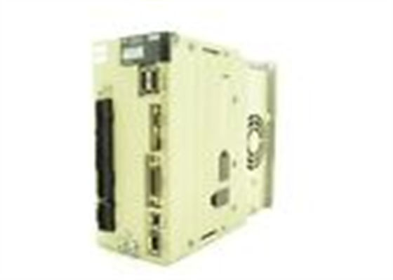 Υπηρεσιακός ενισχυτής Yaskawa SGDV-3R8A11A ολοκαίνουργιος πρωτότυπος σε κουτί