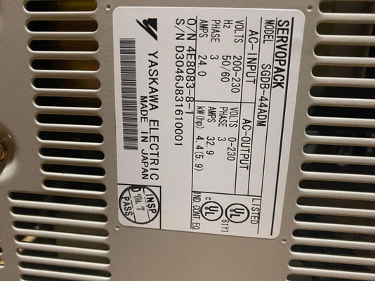 Yaskawa SGDB-44ADG Δυοφασικό σιδηροδρομικό σύστημα με διαφορά φάσης 90° Servo Drive 4.4KW