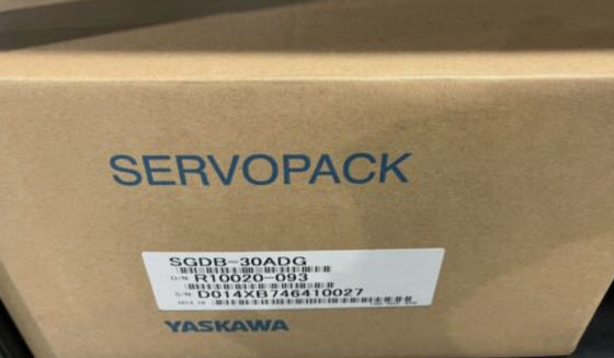 Υπηρεσιακή κίνηση Yaskawa SGDB-30VN 18 AMP 3 PHASE 200-230 VAC 50/60HZ AC