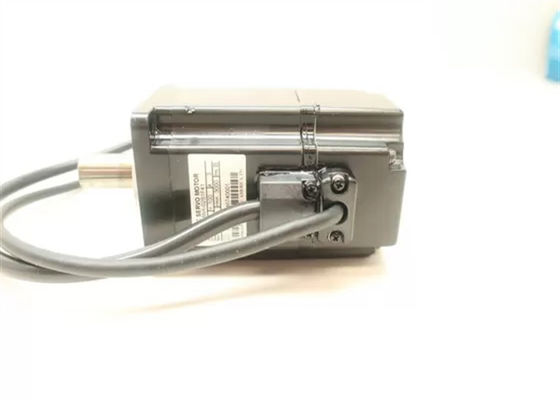 Γιασκάβα SGMAH-02BBAB1 200V AC Servo Motor ολοκαίνουργια στην αρχική έκδοση
